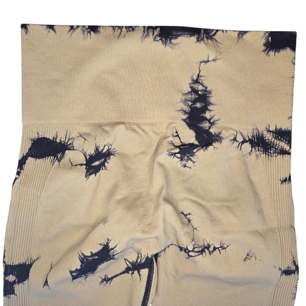 Tan and Black Patterned Althletic/Workout Leggings - Picture 4 of 5